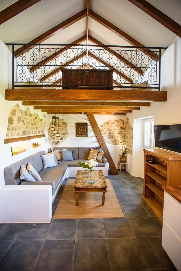 Cortijo Cabrerizas Holiday home *